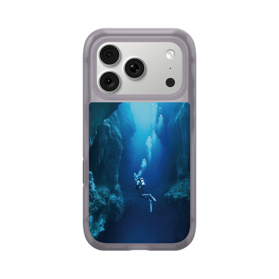 The Diver (Great Blue Hole)