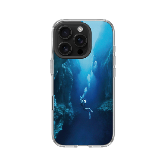 The Diver (Great Blue Hole)