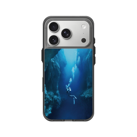 The Diver (Great Blue Hole)