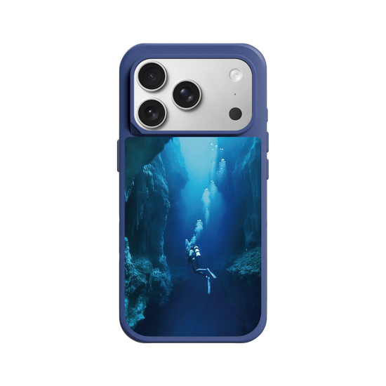 The Diver (Great Blue Hole)