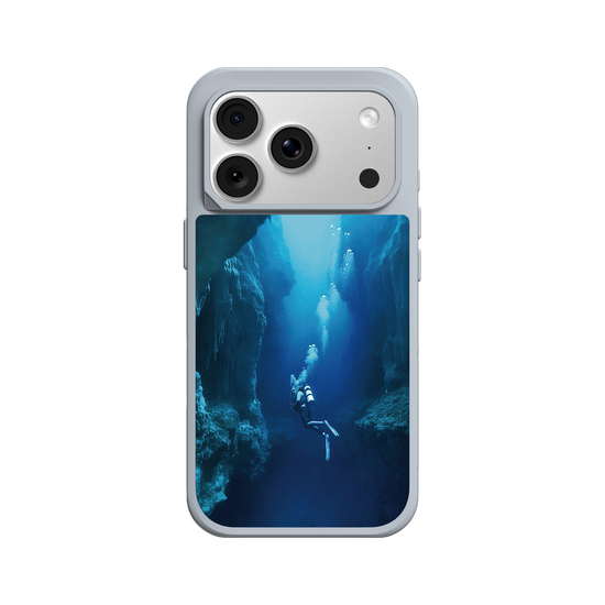 The Diver (Great Blue Hole)