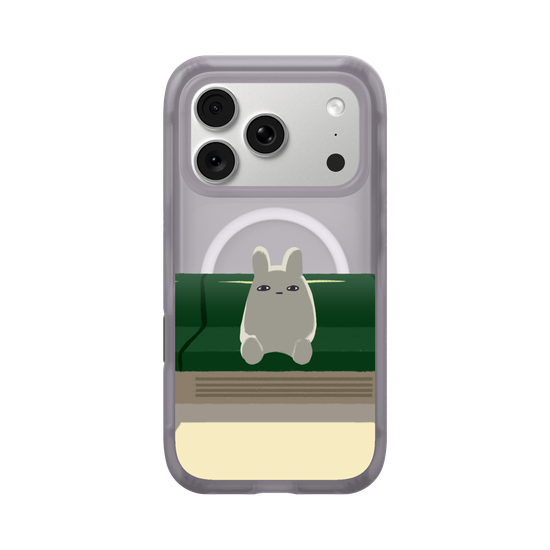 Lapin solitaire dans le train