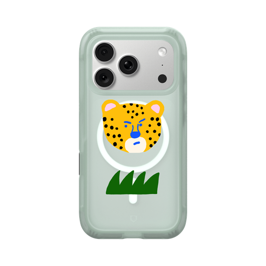 cheetah in the bushes