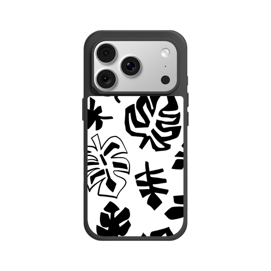 Monochrome jungle leaves