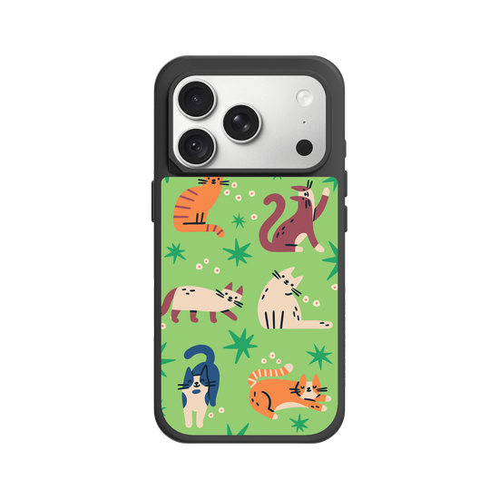 Cats on Green