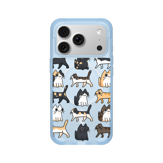 Des tonnes de petits chats
