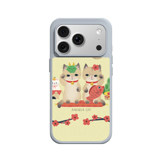 Lucky Cats spend the New Year with you