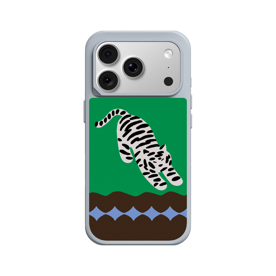 A Stretching tiger