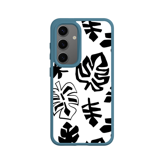 Monochrome jungle leaves