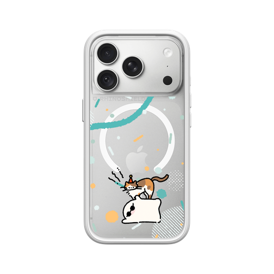 Cats & Ghosts Play Together